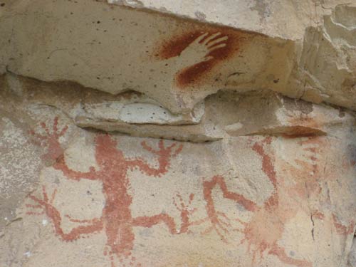 La Cueva de los Manos, rock paintings