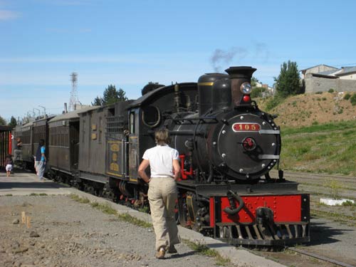 train at Esquel